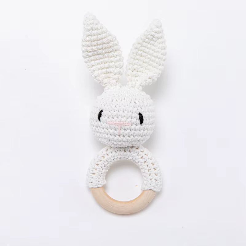 Baby Häkelrassel Hase – Handgemachte Rassel & Beißspielzeug für Neugeborene (0–12 Monate)
